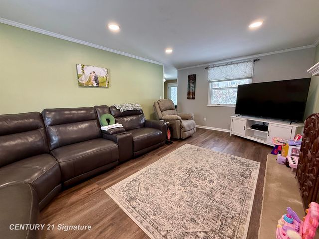 682 Cheryl Street, Thomas Twp, MI 48609