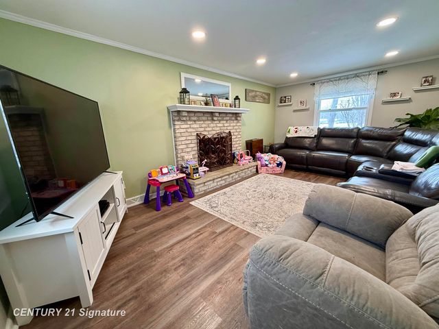 682 Cheryl Street, Thomas Twp, MI 48609