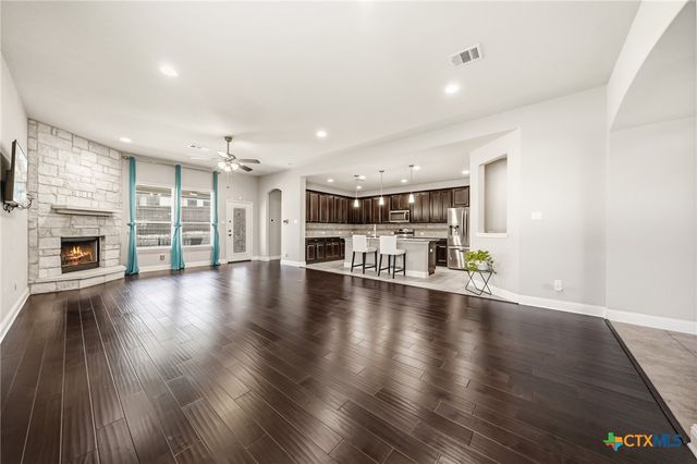 801 Green Meadow Drive, Harker Heights, TX 76548