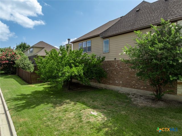 801 Green Meadow Drive, Harker Heights, TX 76548