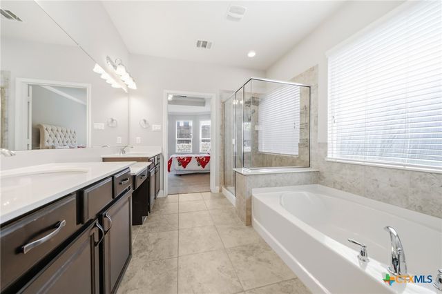 801 Green Meadow Drive, Harker Heights, TX 76548