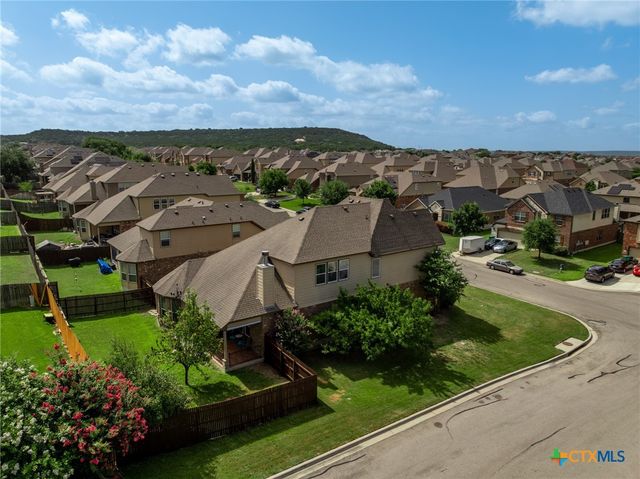 801 Green Meadow Drive, Harker Heights, TX 76548