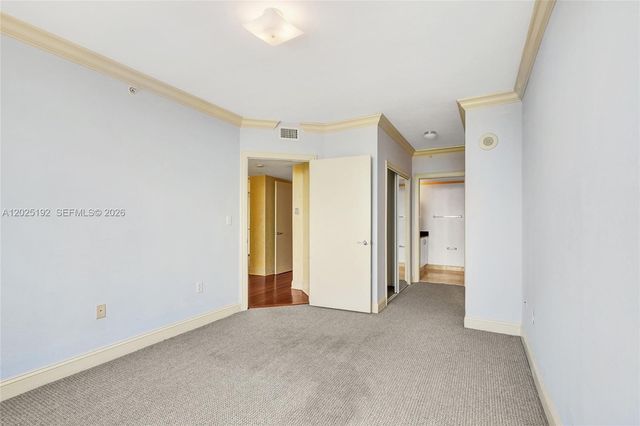 1625 Kennedy Cswy 1207C, North Bay Village, FL 33141