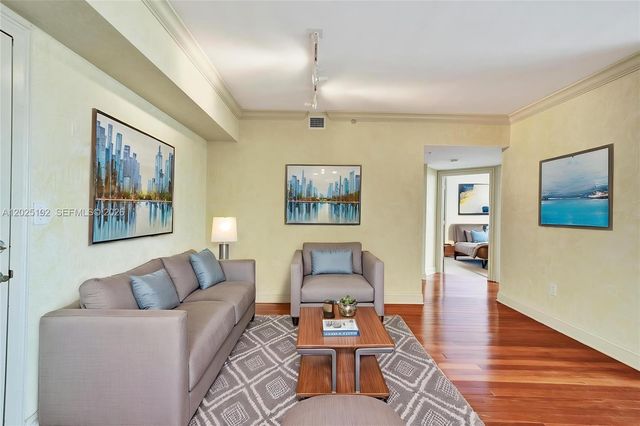 1625 Kennedy Cswy 1207C, North Bay Village, FL 33141