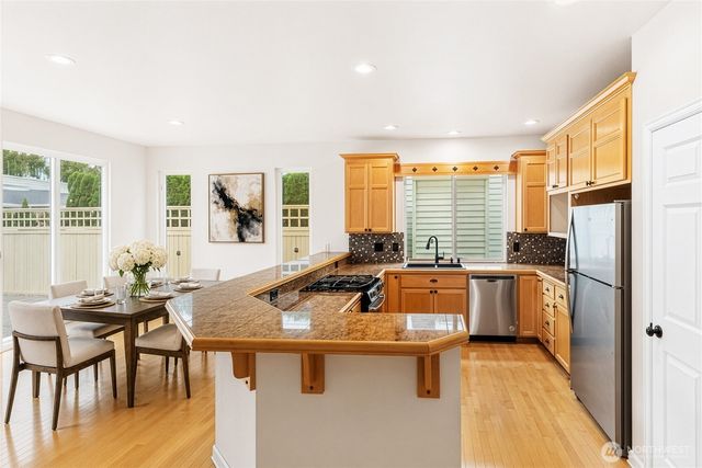 4711 Bridgeport Place, Mukilteo, WA 98275