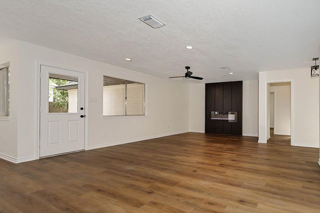 19410 Craigchester Lane, Spring, TX 77388