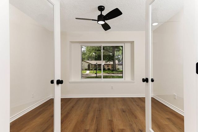 19410 Craigchester Lane, Spring, TX 77388