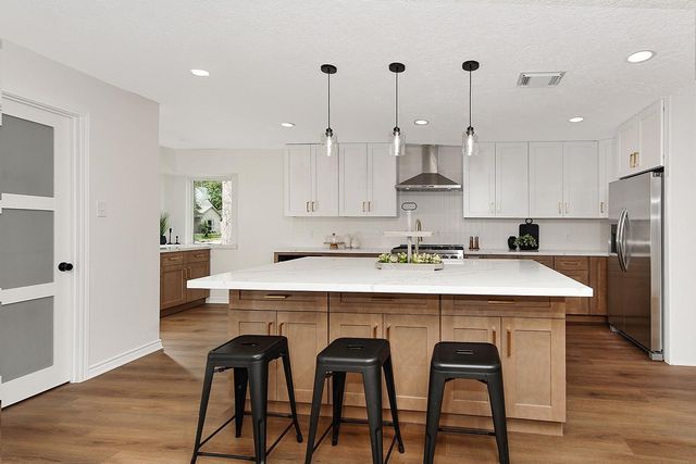 19410 Craigchester Lane, Spring, TX 77388