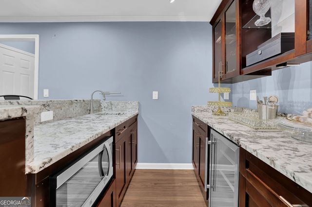 247 Water Oak Place, Alpharetta, GA 30009
