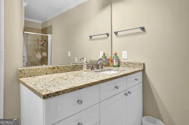 247 Water Oak Place, Alpharetta, GA 30009