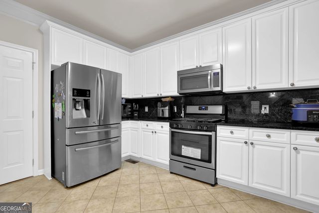 247 Water Oak Place, Alpharetta, GA 30009