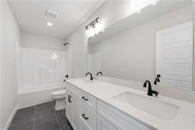 16657 Lawson Street, Olathe, KS 66062