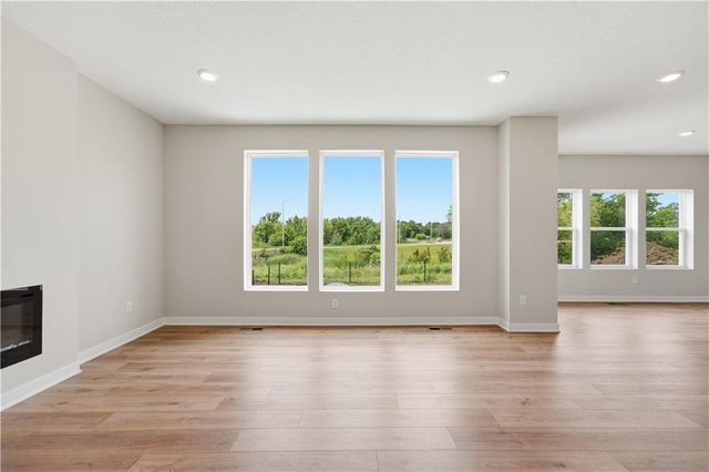16657 Lawson Street, Olathe, KS 66062