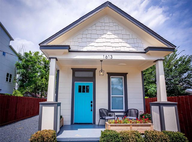 1613 Hickory Street, Houston, TX 77007