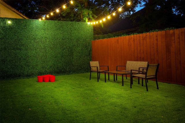 1613 Hickory Street, Houston, TX 77007