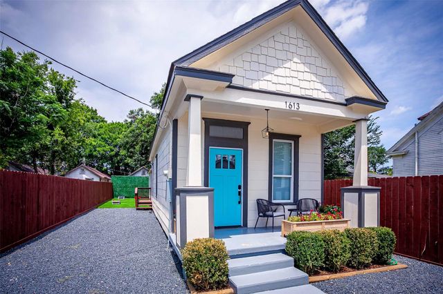 1613 Hickory Street, Houston, TX 77007