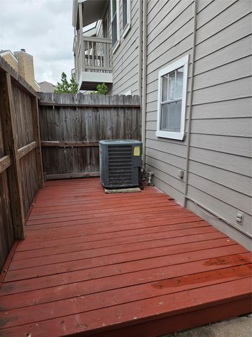 11710 Southlake Drive 29, Houston, TX 77077