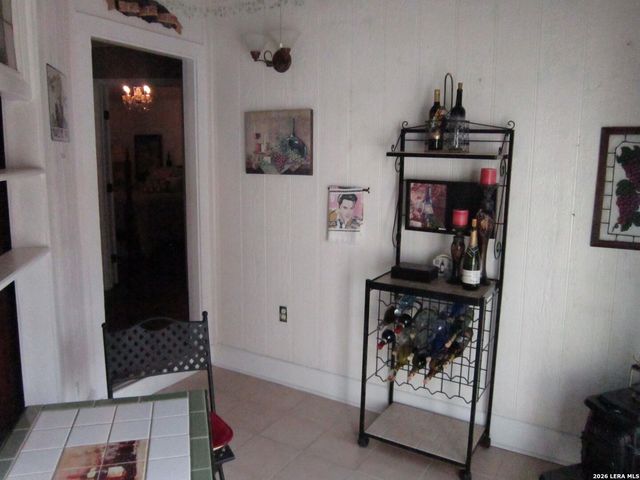 7911 Forest Cabin, Live Oak, TX 78233