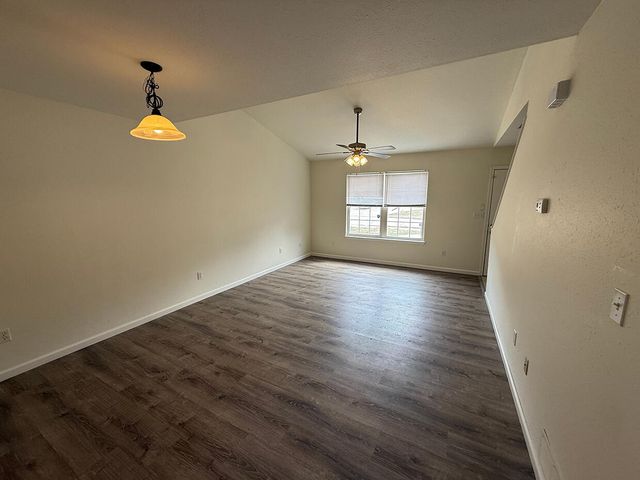 1417 RALEIGH DR, Columbia, MO 65202