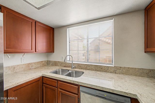 700 E MESQUITE Circle O211, Tempe, AZ 85288