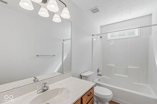 5717 Periwinkle Lane, Indianapolis, IN 46220