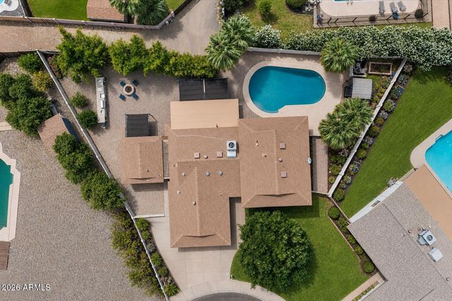 8621 E WELDON Avenue, Scottsdale, AZ 85251