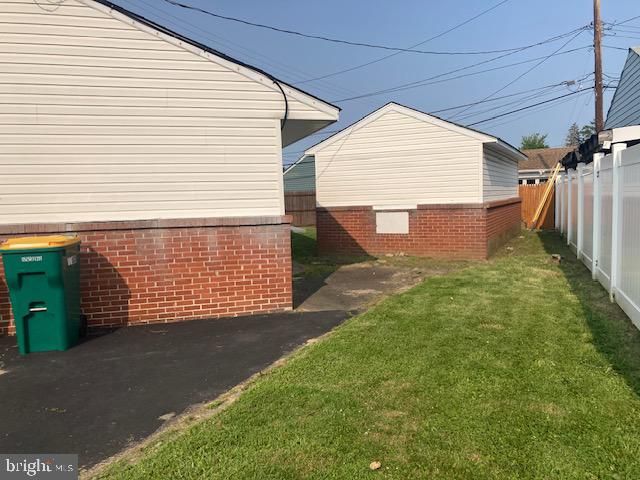 180 ANDOVER RD, Fairless Hills, PA 19030