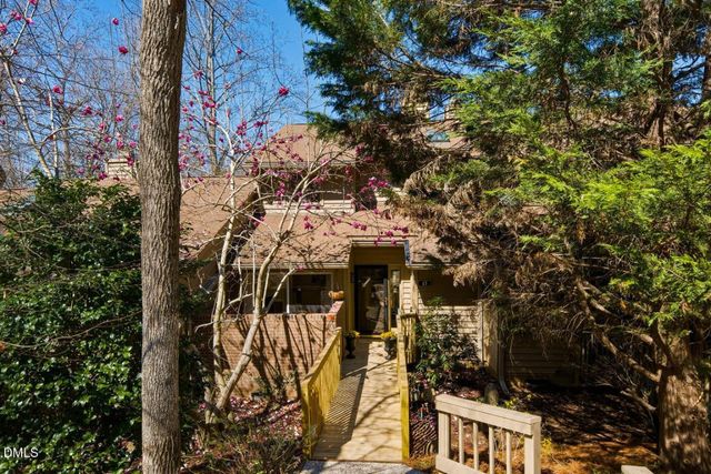 13 Creekview Lane, Durham, NC 27705