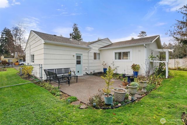 8402 Leona Way SW, Lakewood, WA 98499