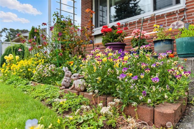 8402 Leona Way SW, Lakewood, WA 98499