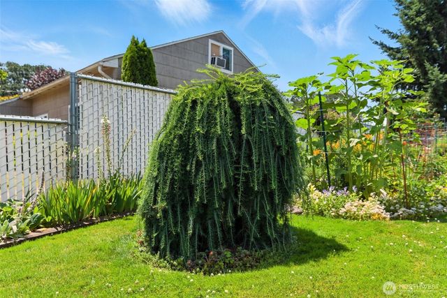 8402 Leona Way SW, Lakewood, WA 98499