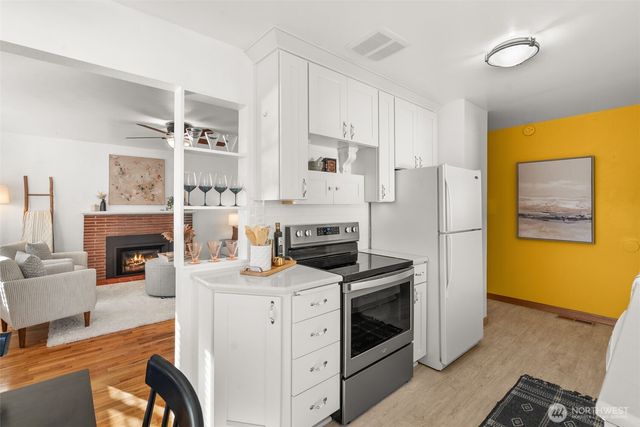 8402 Leona Way SW, Lakewood, WA 98499