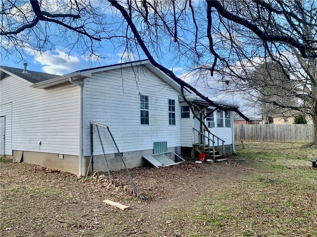 70 S C Street, Pottsville, AR 72858