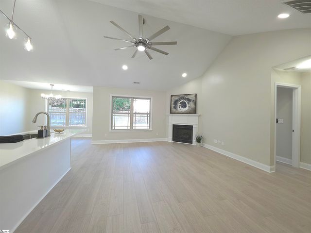 2 Airlie Lane, Simpsonville, SC 29681