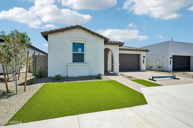 7961 W Loma Lane, Peoria, AZ 85345
