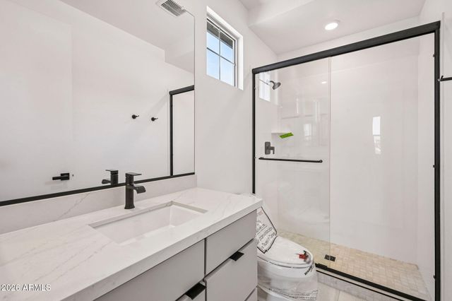 7961 W Loma Lane, Peoria, AZ 85345