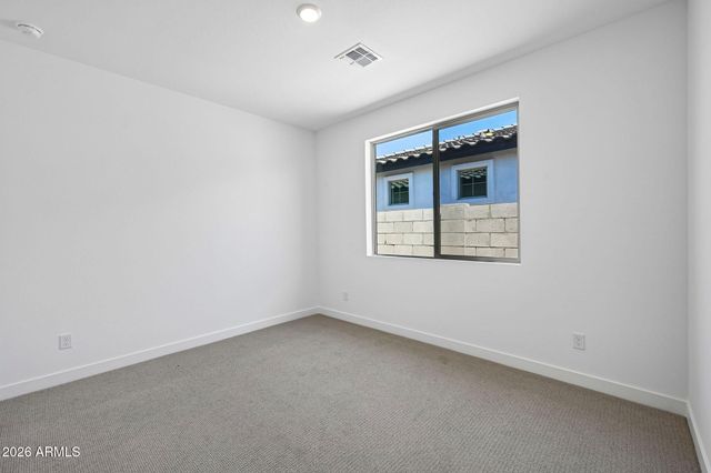 7961 W Loma Lane, Peoria, AZ 85345