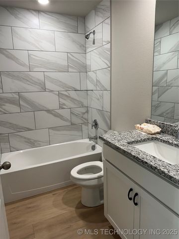 7416 N 155th Avenue E, Owasso, OK 74055