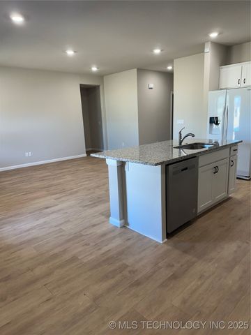 7416 N 155th Avenue E, Owasso, OK 74055