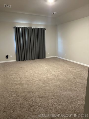 7416 N 155th Avenue E, Owasso, OK 74055