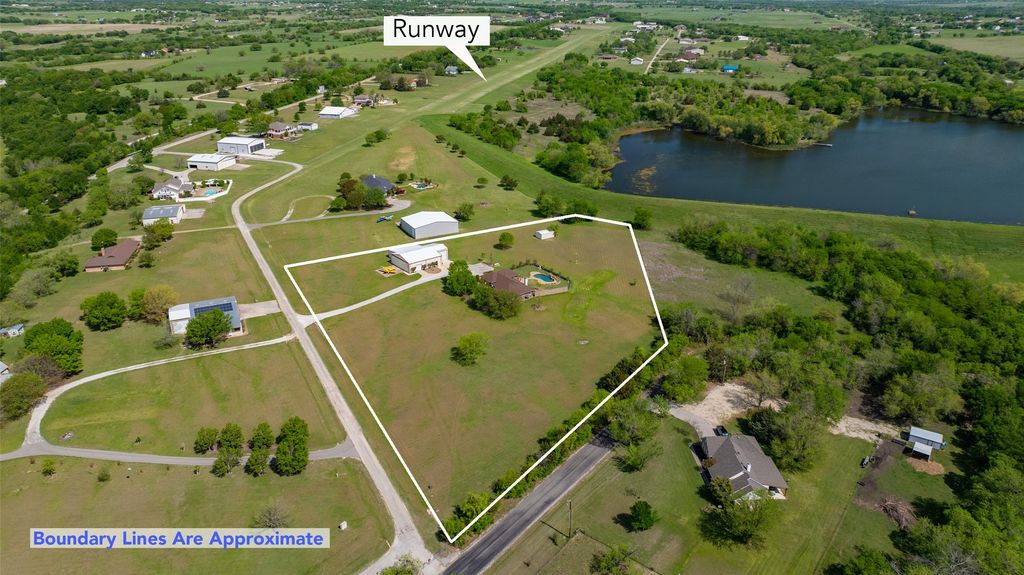 6768 Cub Lane, Sanger, TX 76266