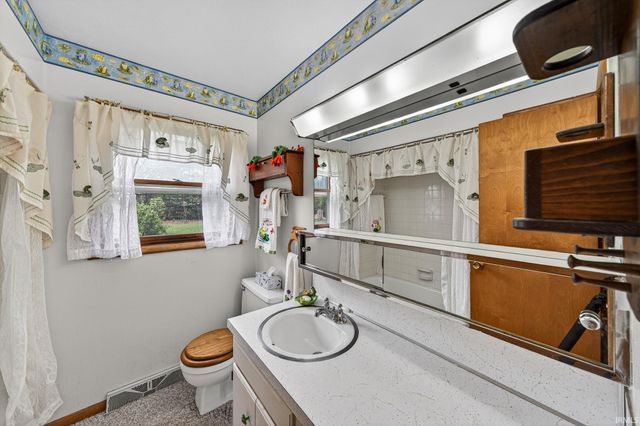 29174 Kauffman Street, Elkhart, IN 46517