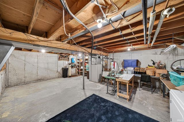 29174 Kauffman Street, Elkhart, IN 46517