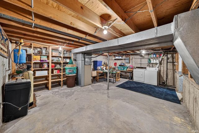 29174 Kauffman Street, Elkhart, IN 46517