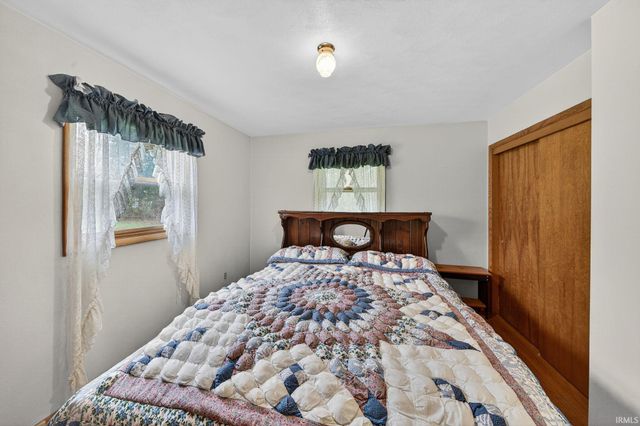 29174 Kauffman Street, Elkhart, IN 46517