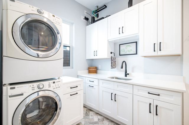 2093 Holt Way, Grapevine, TX 76051