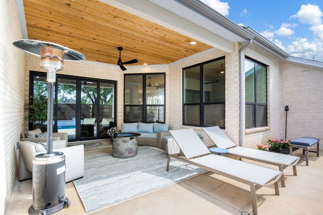 2093 Holt Way, Grapevine, TX 76051