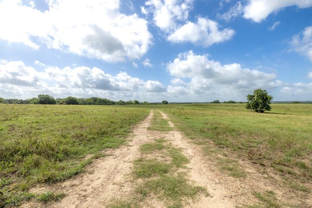 6550 Gibbs Creek Road, Chappell Hill, TX 77426
