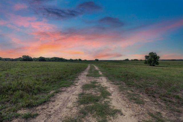 6550 Gibbs Creek Road, Chappell Hill, TX 77426