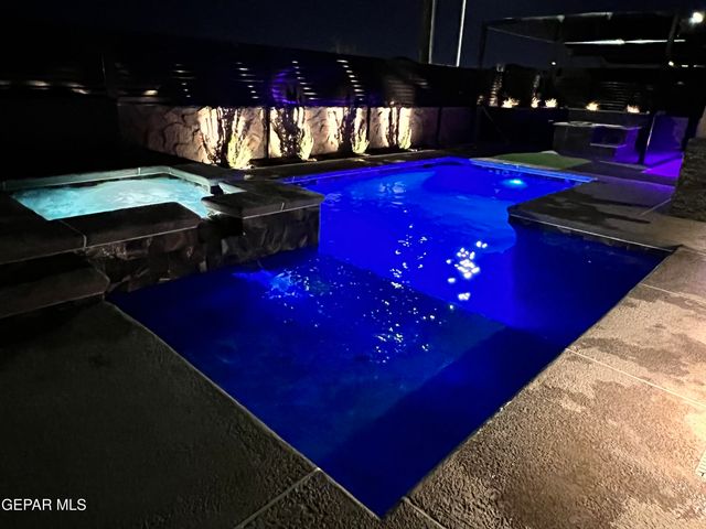 12598 CLOCKER, El Paso, TX 79928